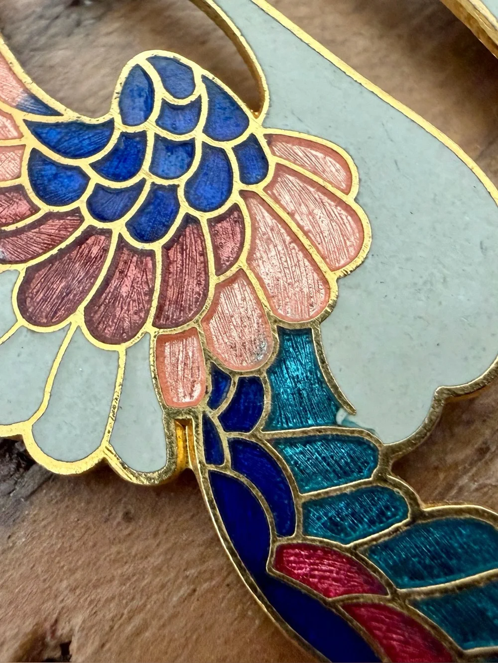 VINTAGE CLOISONNÉ ENAMEL SWAN EARRINGS GOLD TONE BLUE PINK WINGS DANGLE HOOK